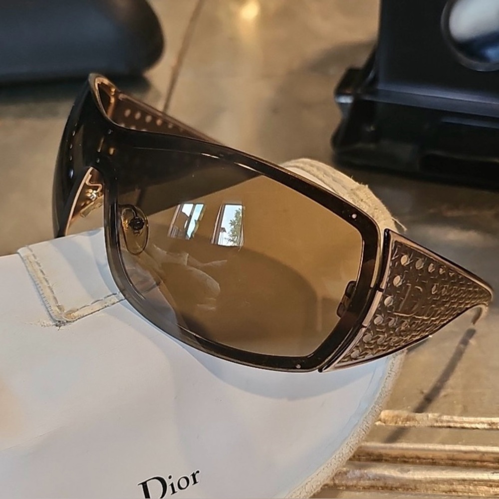 Christian Dior oversized sunglasses